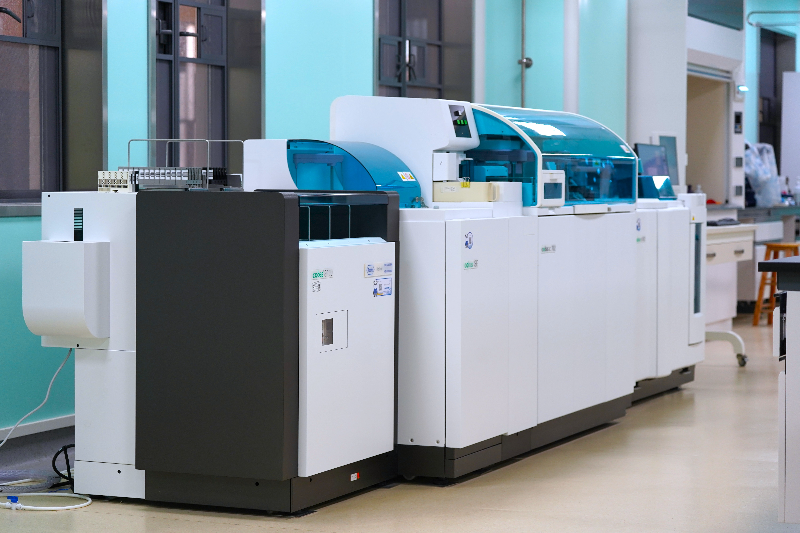 生化免疫一体机